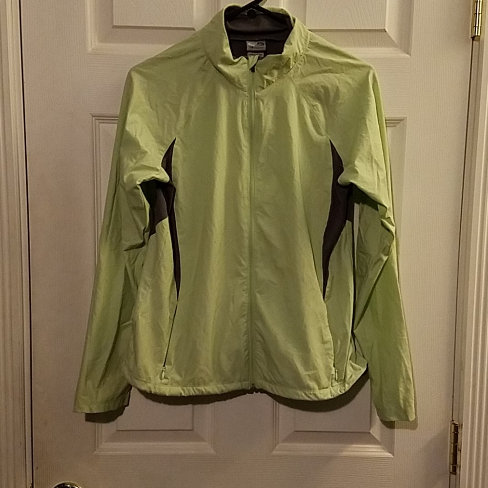 Champion C9 windbreaker jacket with mesh vent🌶